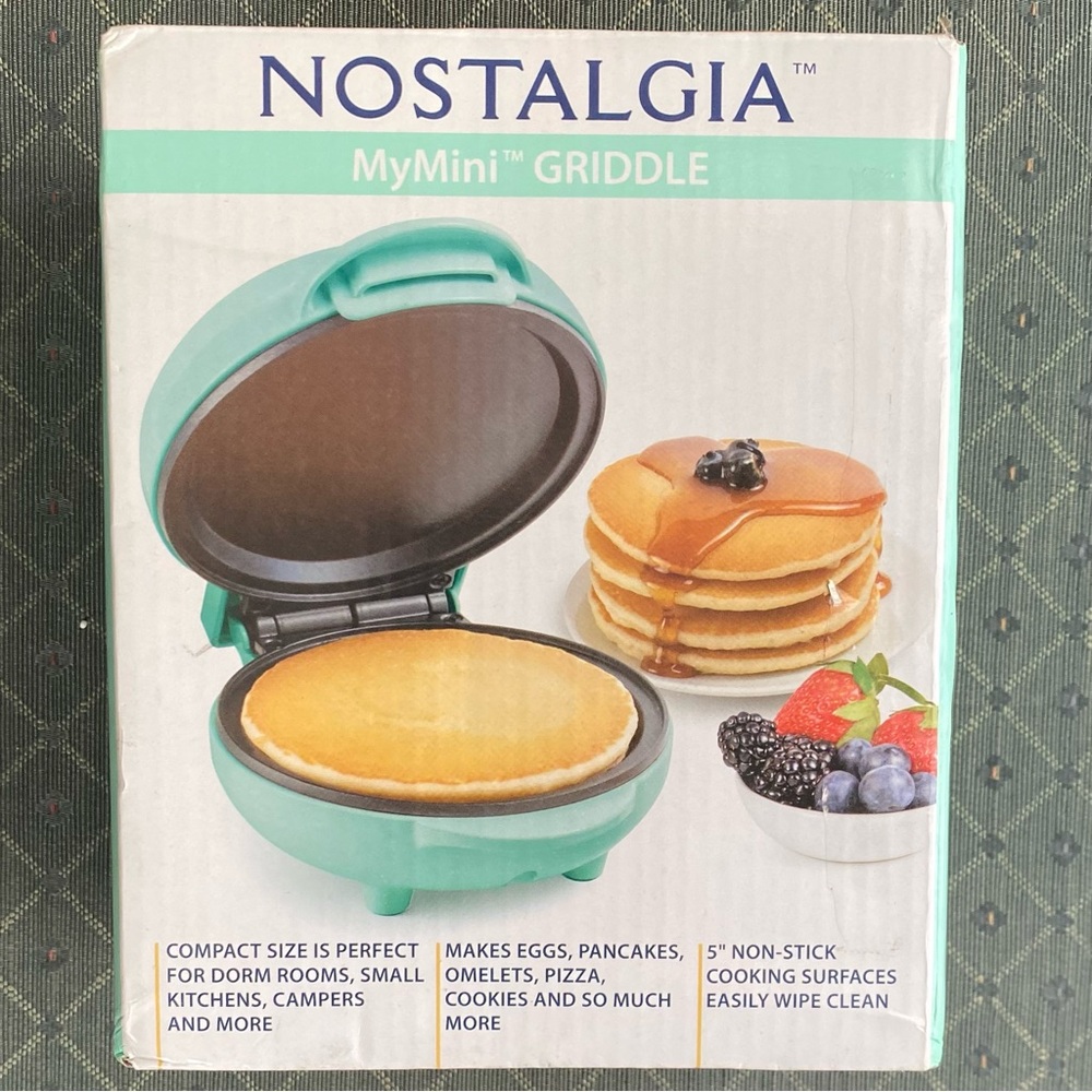 Nostalgia MyMini Griddle - Teal - New in Box